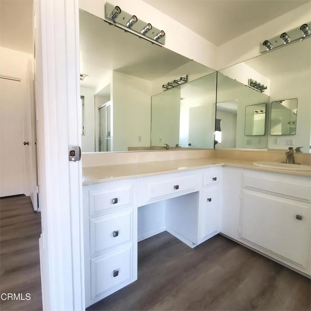 4231 Sarah Street, Burbank, California 91505 home-pic-13