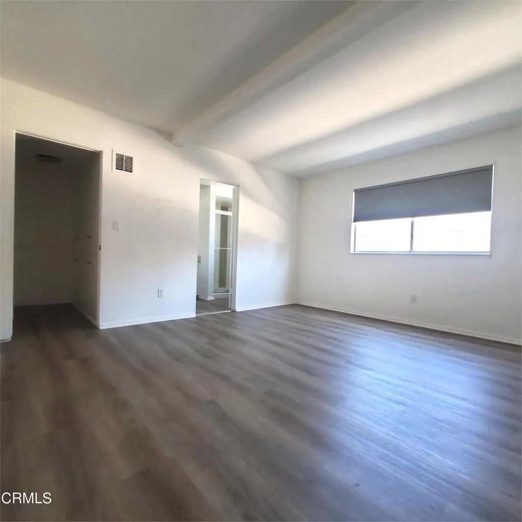 4231 Sarah Street, Burbank, California 91505 home-pic-15
