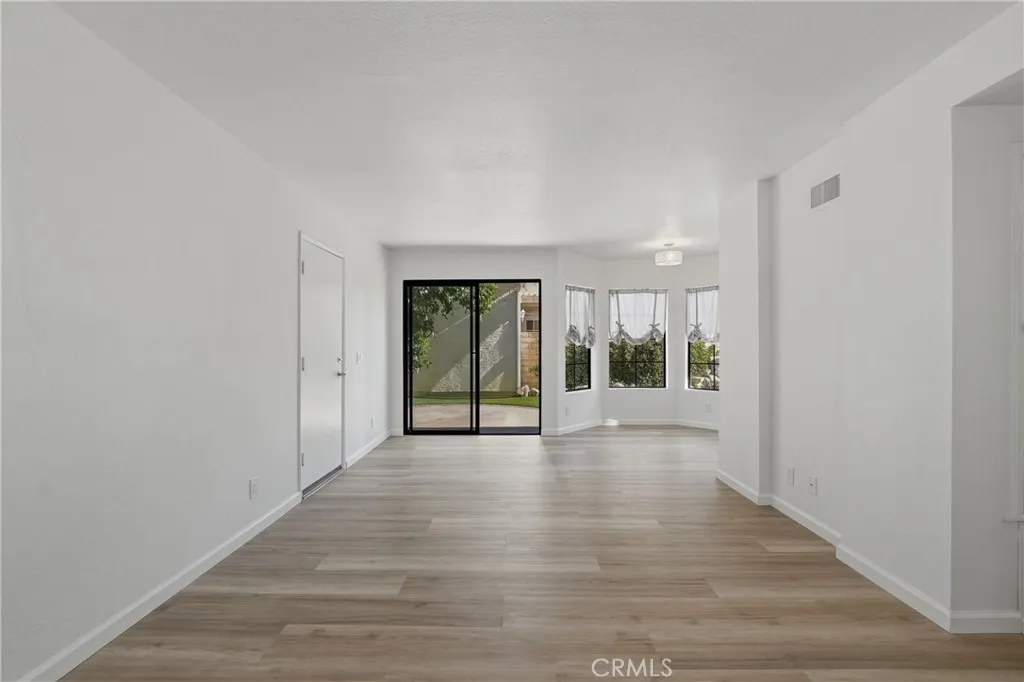 2772 Annandale, Simi Valley, California 93063 home-pic-12