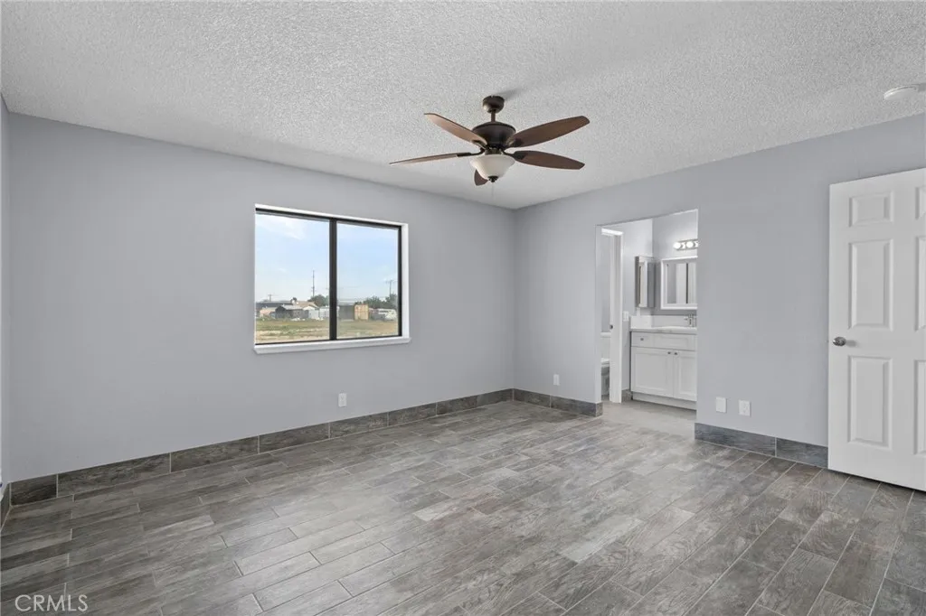 16124 Palm Street, Hesperia, California 92345 home-pic-20
