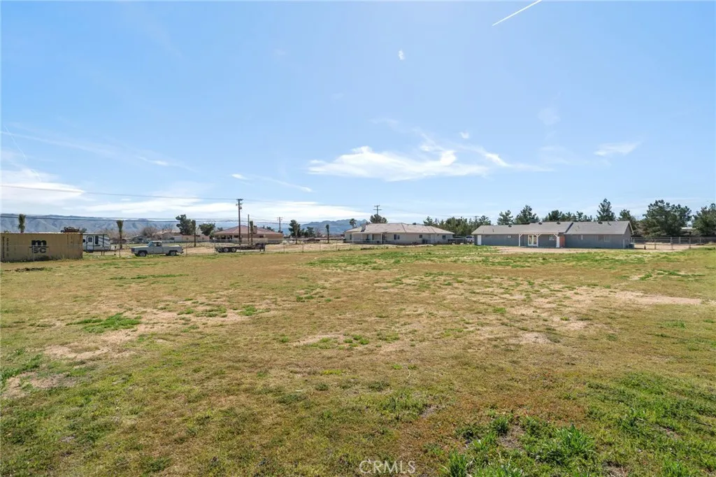 16124 Palm Street, Hesperia, California 92345 home-pic-34