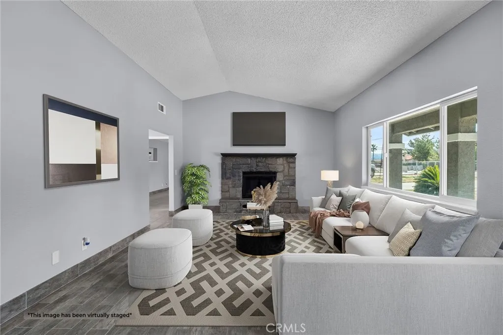 16124 Palm Street, Hesperia, California 92345 home-pic-3