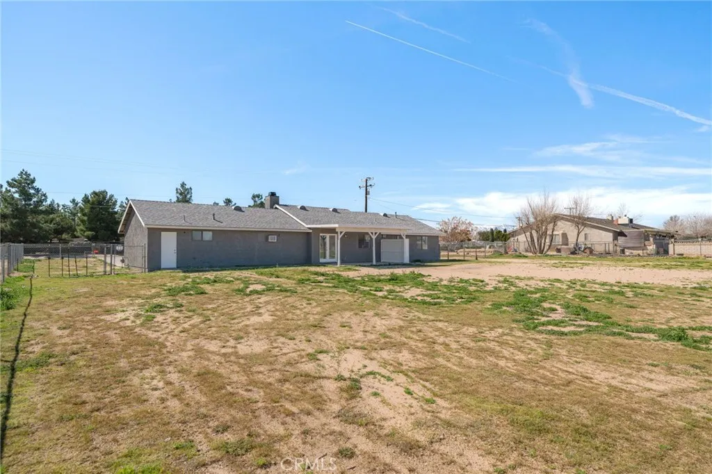 16124 Palm Street, Hesperia, California 92345 home-pic-33