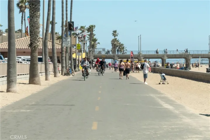 Enjoy cruising down the boardwalk!