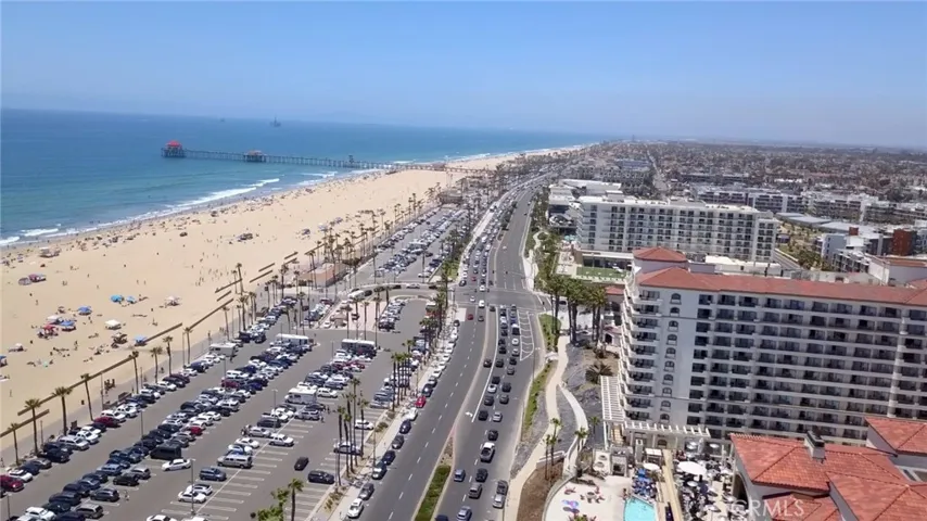 Downtown Huntington Beach with shops and dining.