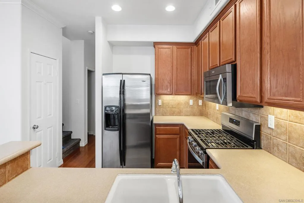 2185 Caminito Rinaldo 118, Chula Vista, California 91915 home-pic-11