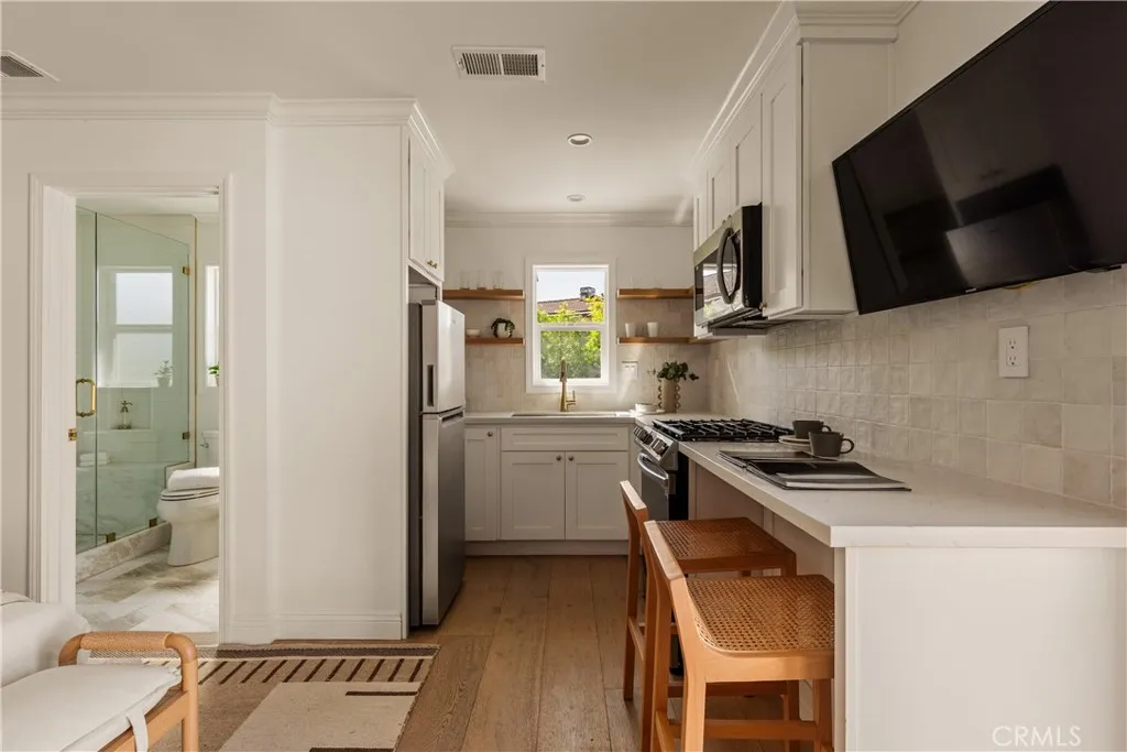 2806 Pacific Coast, Torrance, California 90505 home-pic-17