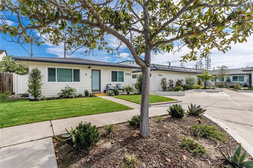 17302 Ermanita, Torrance, California 90504 home-pic-3