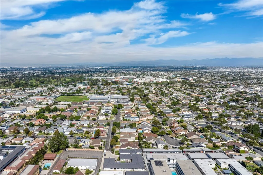 17302 Ermanita, Torrance, California 90504 home-pic-20