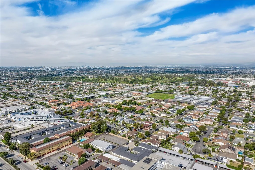 17302 Ermanita, Torrance, California 90504 home-pic-19
