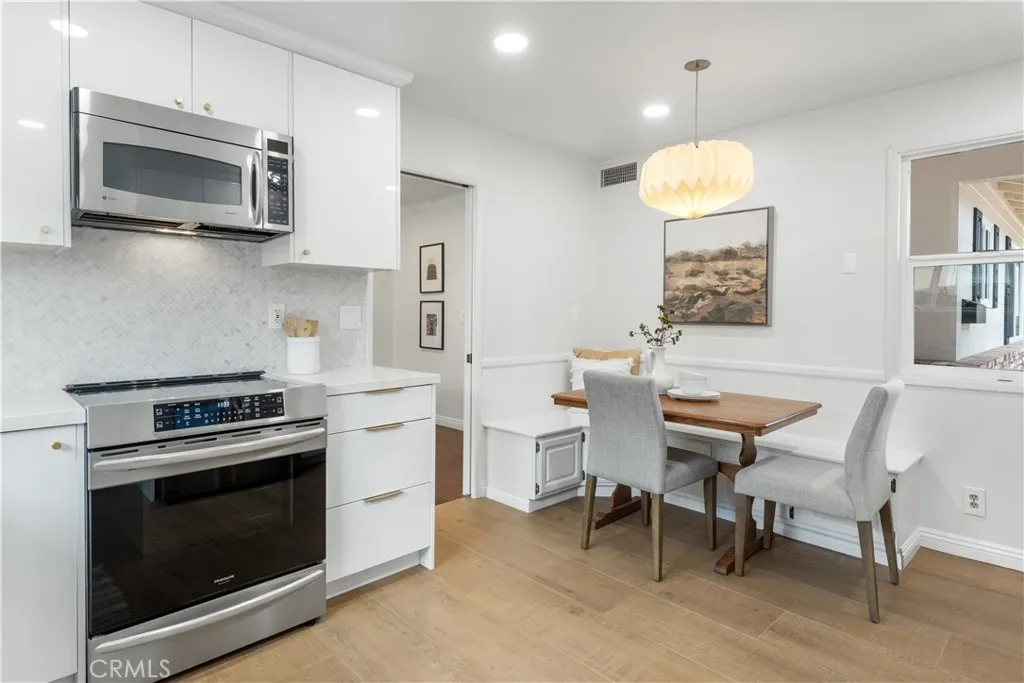 4764 Fir, Seal Beach, California 90740 home-pic-12