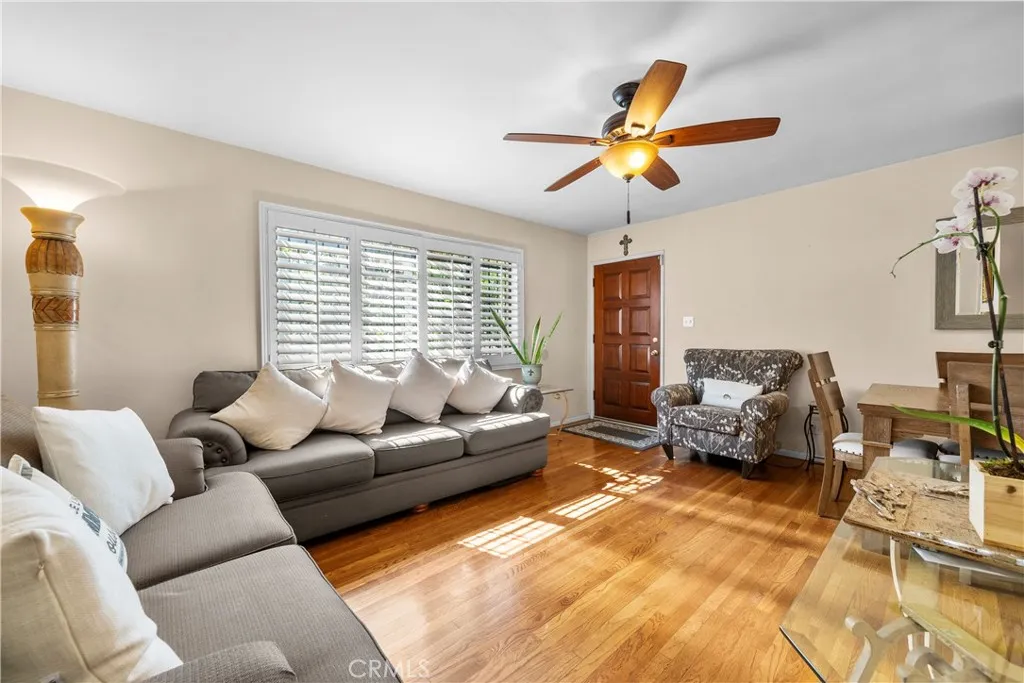 5658 Willowcrest Ave, North Hollywood, California 91601 home-pic-8