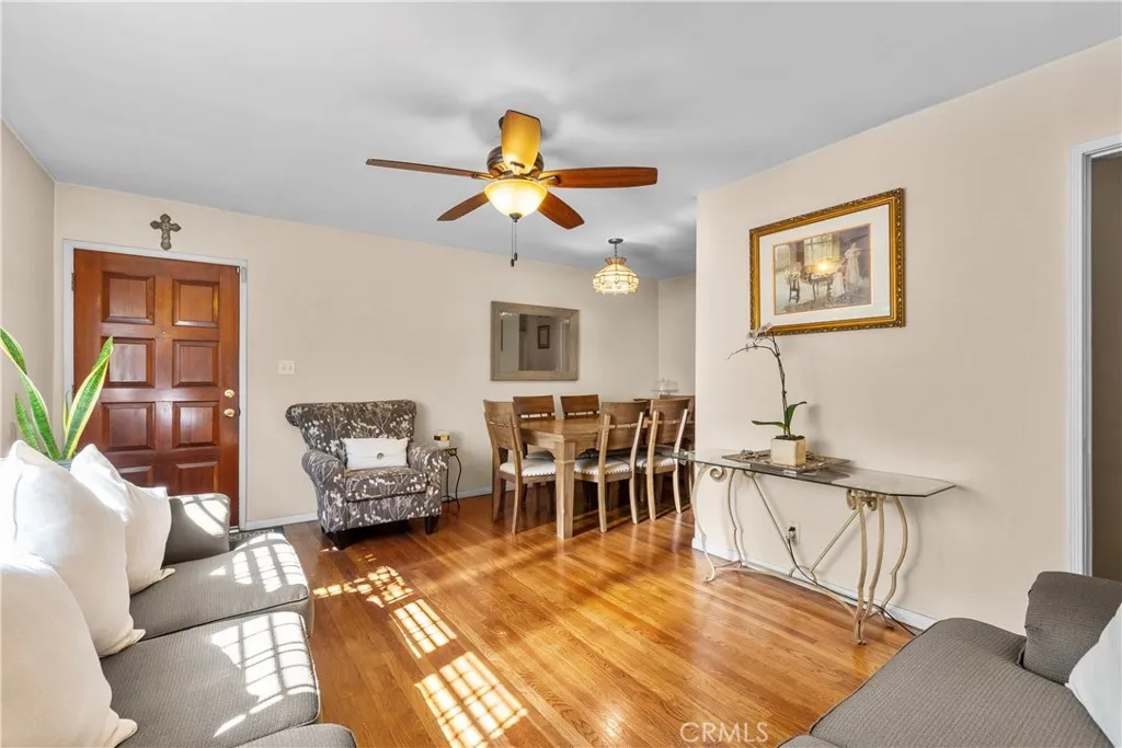 5658 Willowcrest Ave, North Hollywood, California 91601 home-pic-9