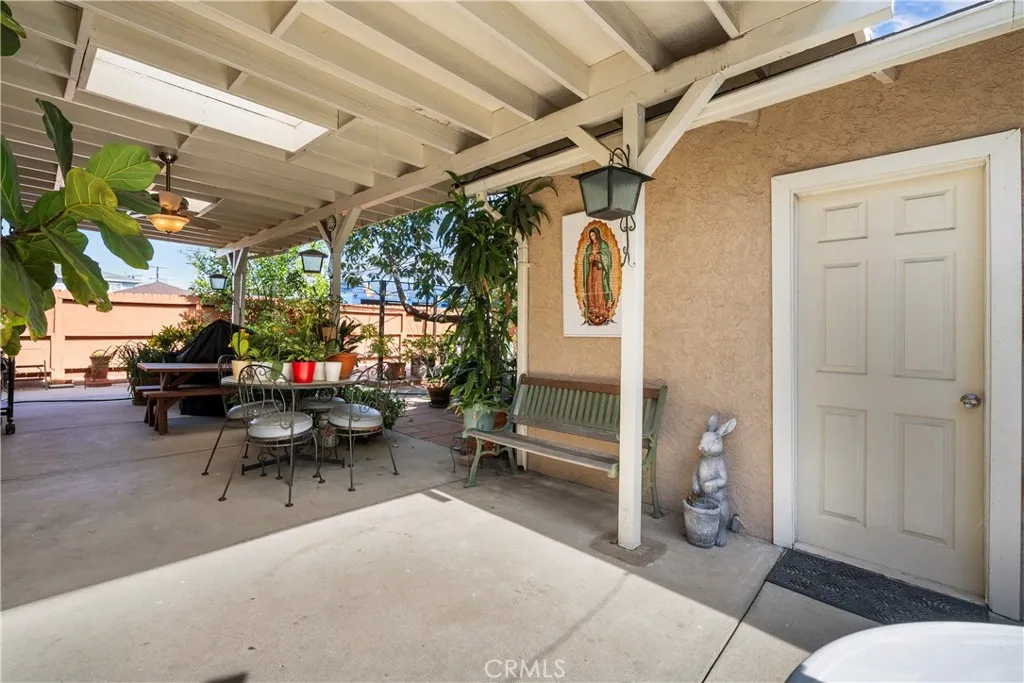 5658 Willowcrest Ave, North Hollywood, California 91601 home-pic-48
