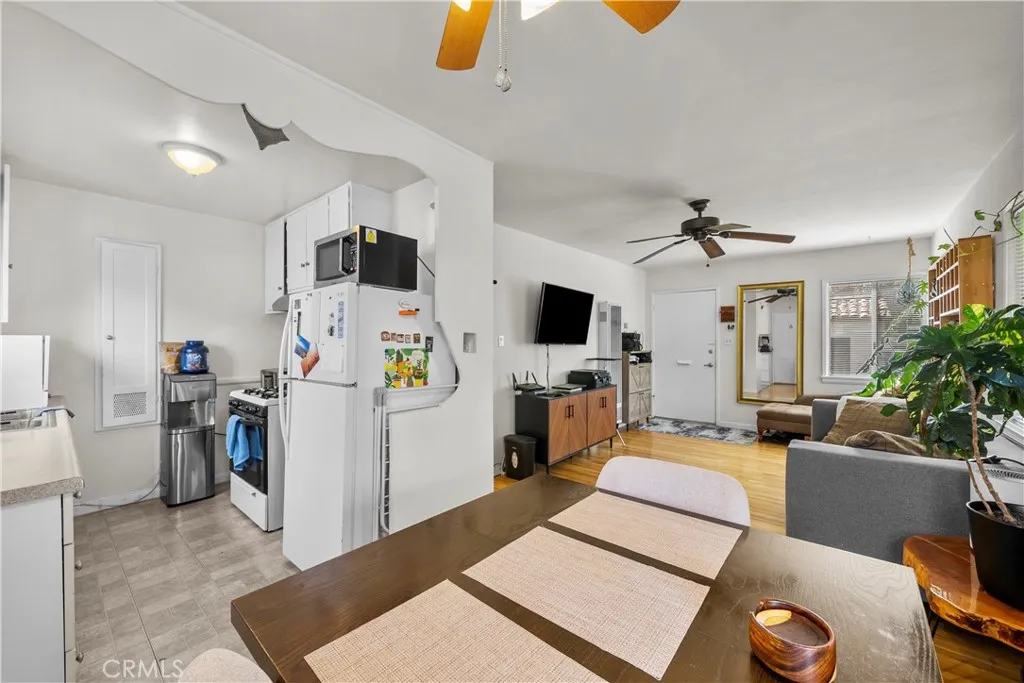 5658 Willowcrest Ave, North Hollywood, California 91601 home-pic-34