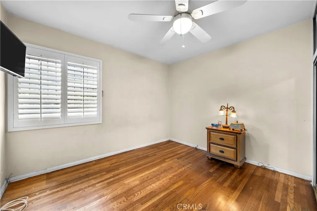 5658 Willowcrest Ave, North Hollywood, California 91601 home-pic-16