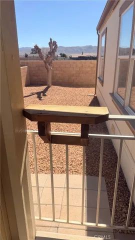 Shelf on Rail