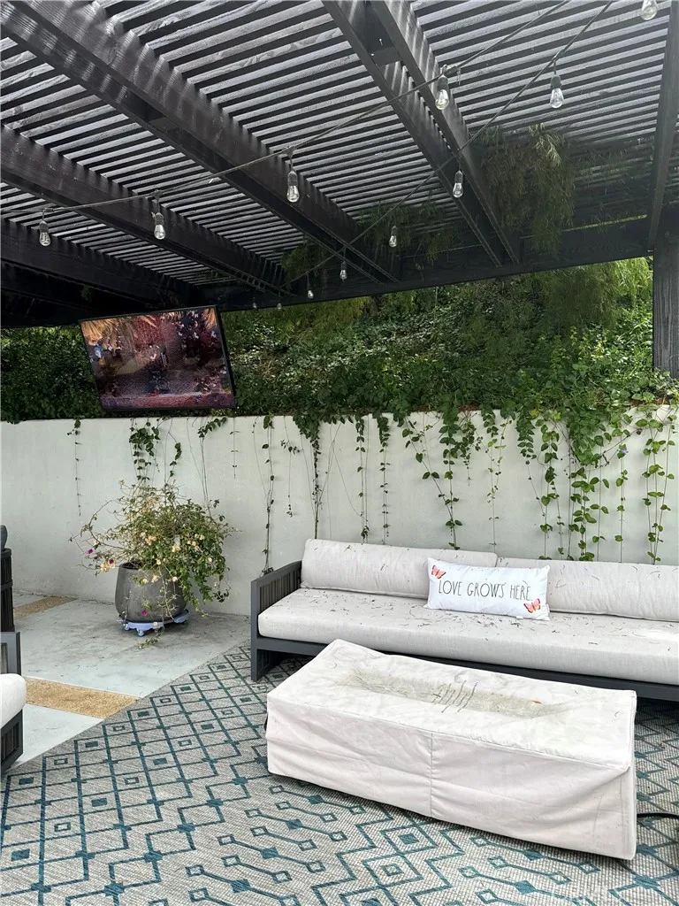 766 Pelican, Laguna Beach, California 92651 home-pic-20