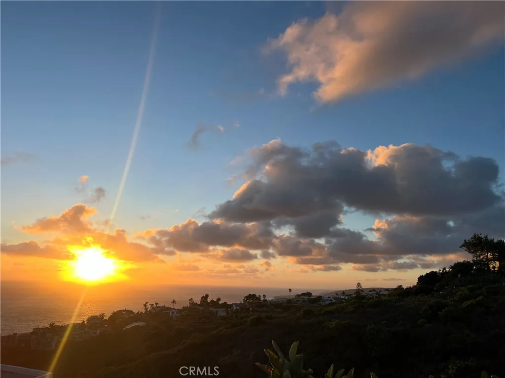 766 Pelican, Laguna Beach, California 92651 home-pic-28