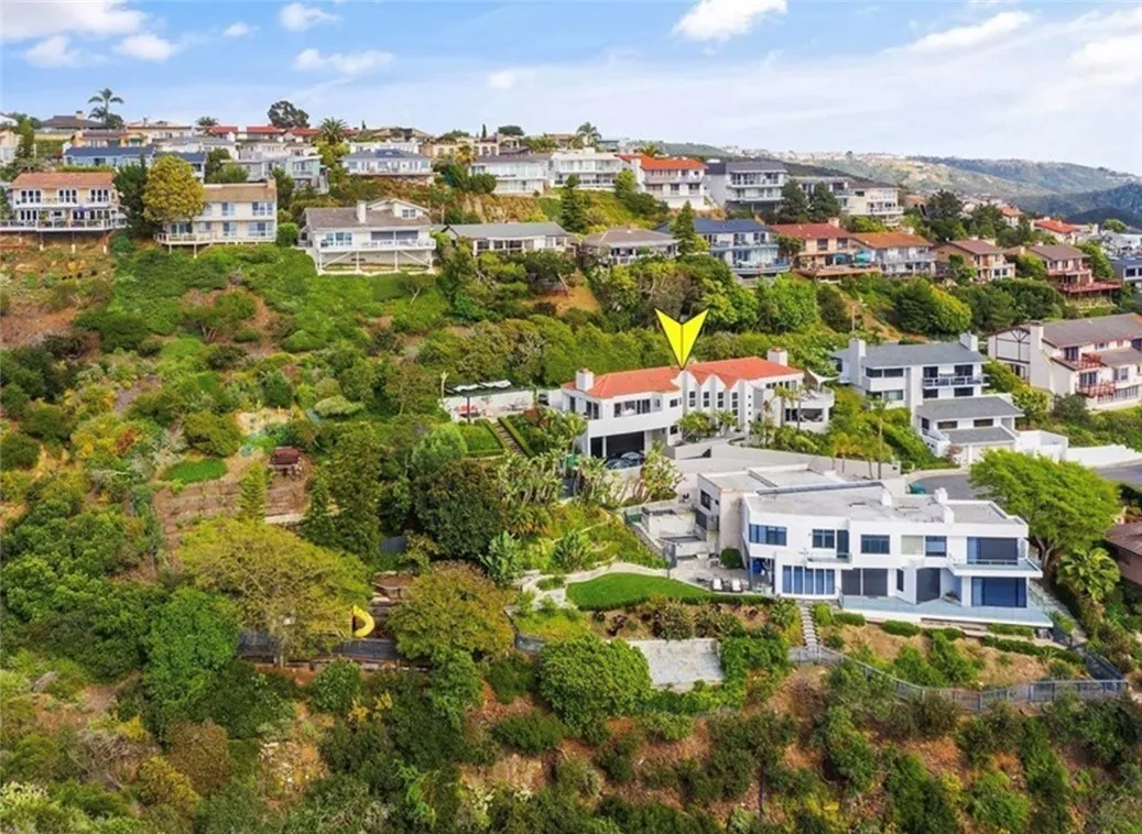 766 Pelican, Laguna Beach, California 92651 home-pic-30