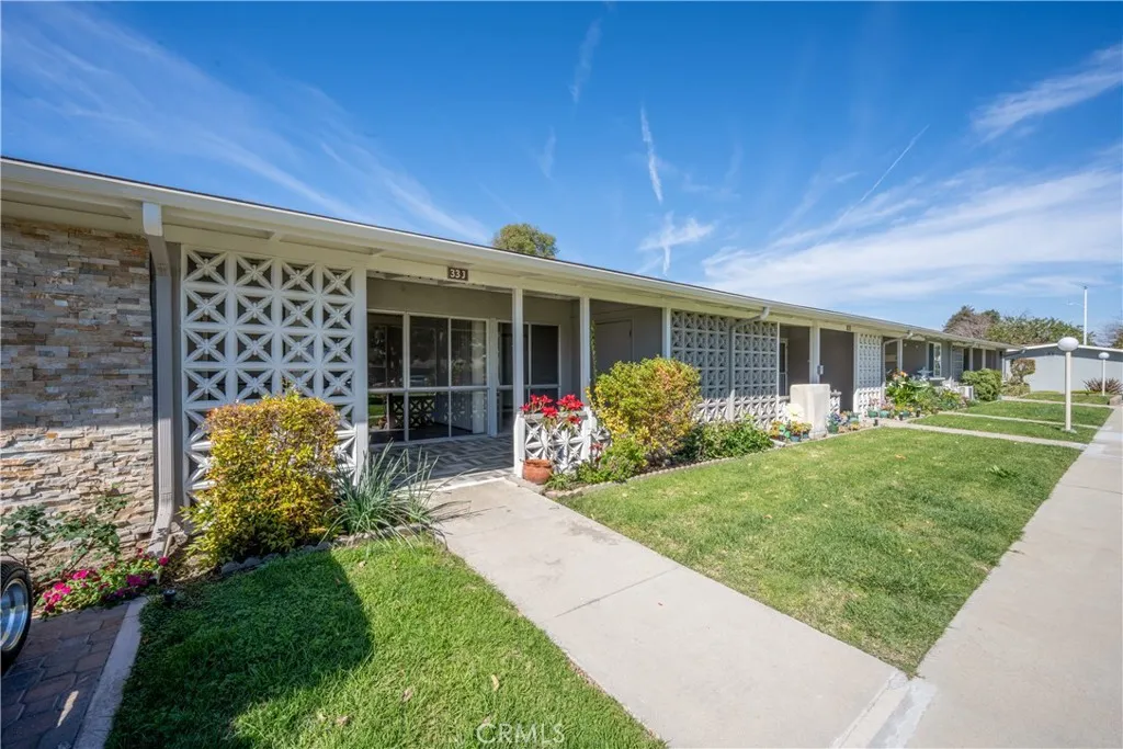 13751 St Andrews Drive 33j, Seal Beach, California 90740 home-pic-1