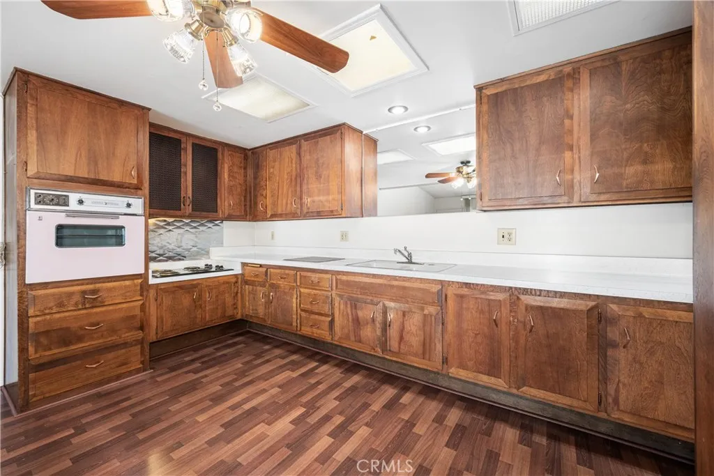 13751 St Andrews Drive 33j, Seal Beach, California 90740 home-pic-17