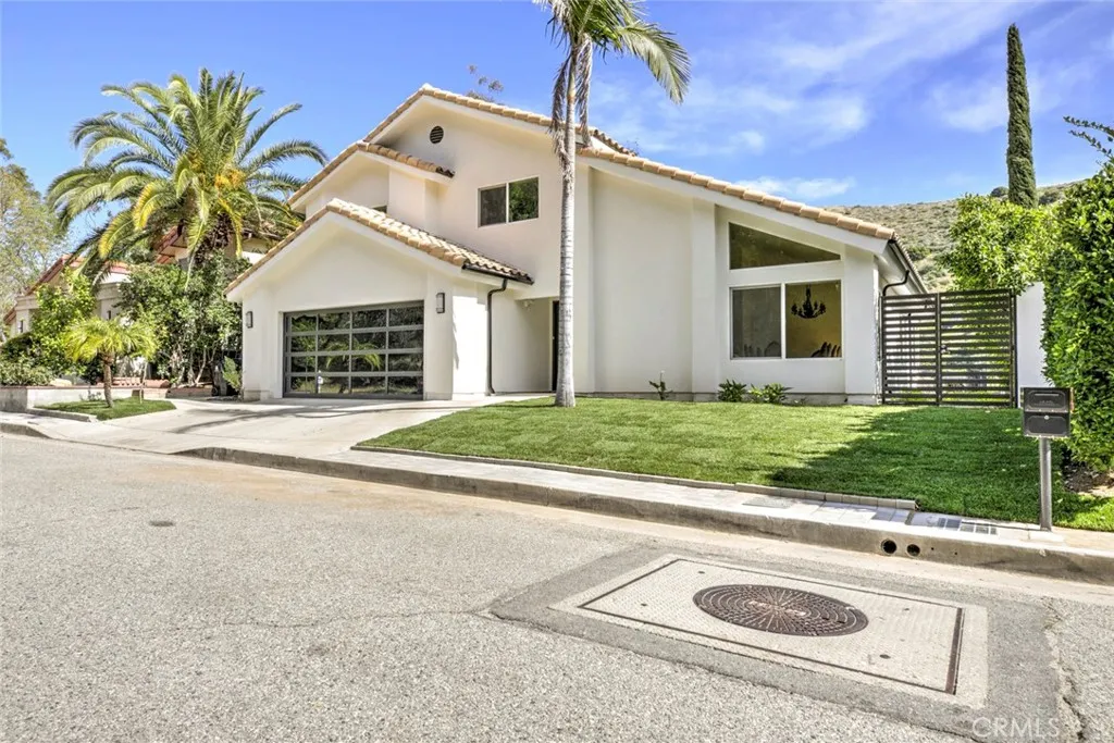 9726 Appaloosa, Sunland, California 91040 home-pic-2