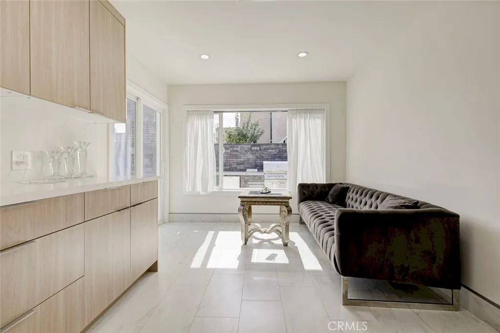 9726 Appaloosa, Sunland, California 91040 home-pic-19