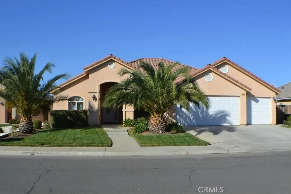 3001 Sierra Vista Lane, Coalinga, California 93210 home-pic-1