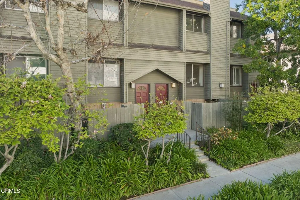 283 S Hudson 2, Pasadena, California 91101 home-pic-1