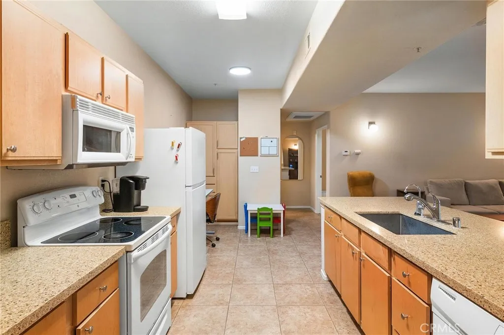24909 Madison 3113, Murrieta, California 92562 home-pic-6