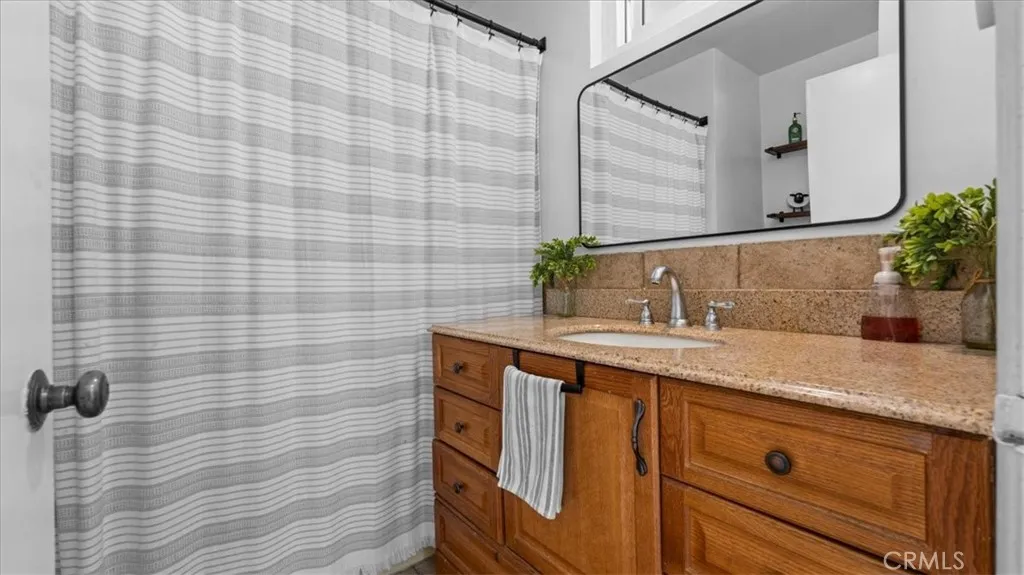5518 Rockne Avenue, Whittier, California 90601 home-pic-12