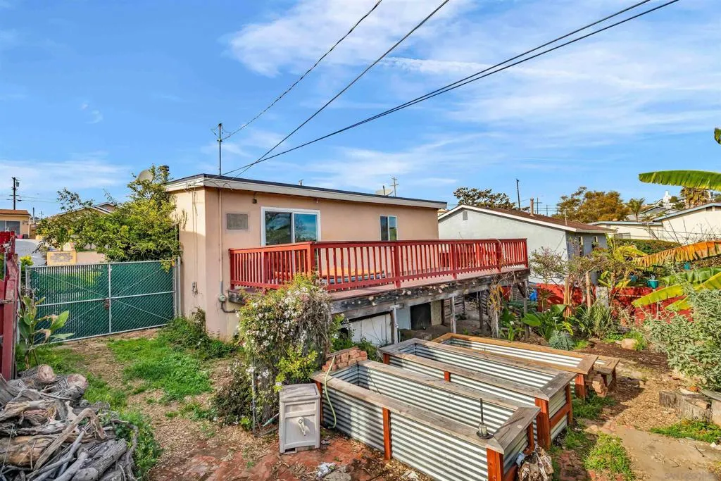 1527 Galveston St, San Diego, California 92110 home-pic-27