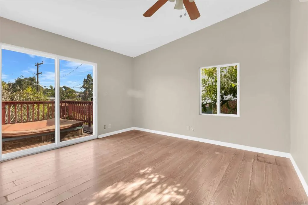1527 Galveston St, San Diego, California 92110 home-pic-12