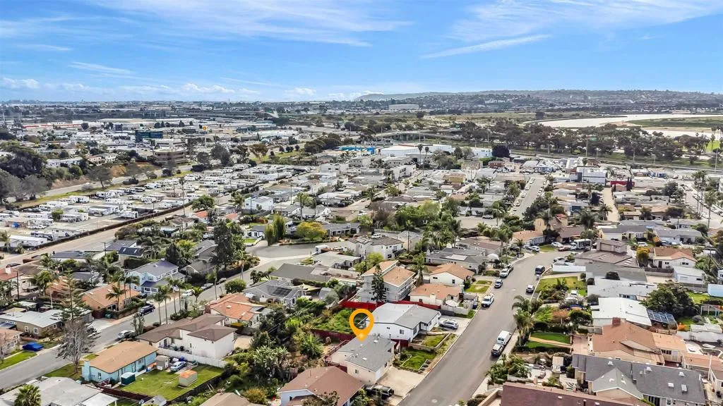 1527 Galveston St, San Diego, California 92110 home-pic-33