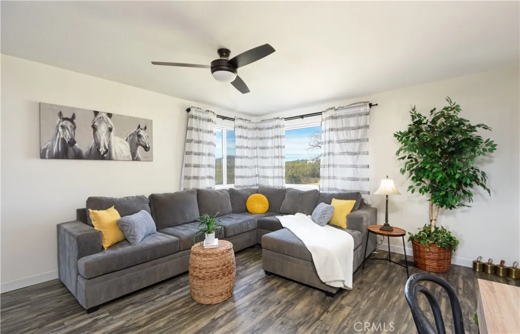 38090 Cary, Anza, California 92539 home-pic-7