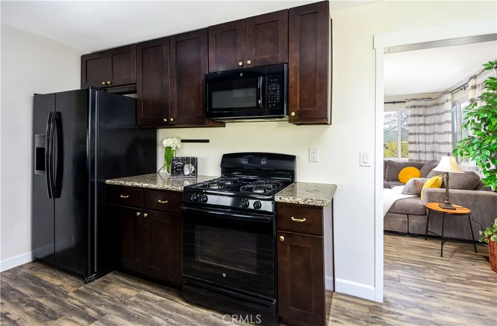 38090 Cary, Anza, California 92539 home-pic-10
