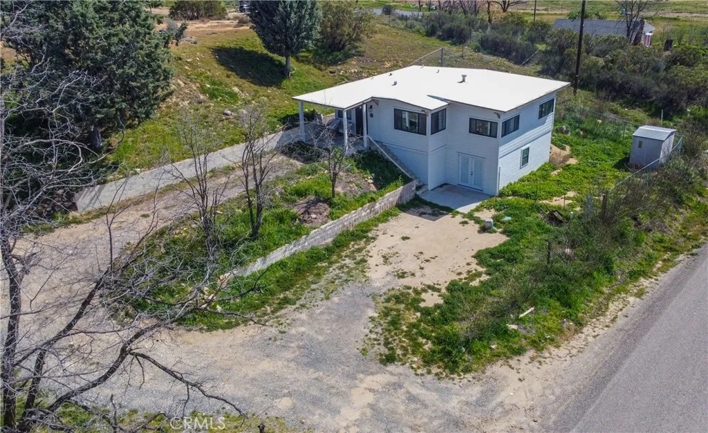 38090 Cary, Anza, California 92539 home-pic-1