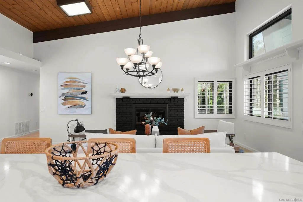 752 Singing Vista Drive, El Cajon, California 92019 home-pic-13