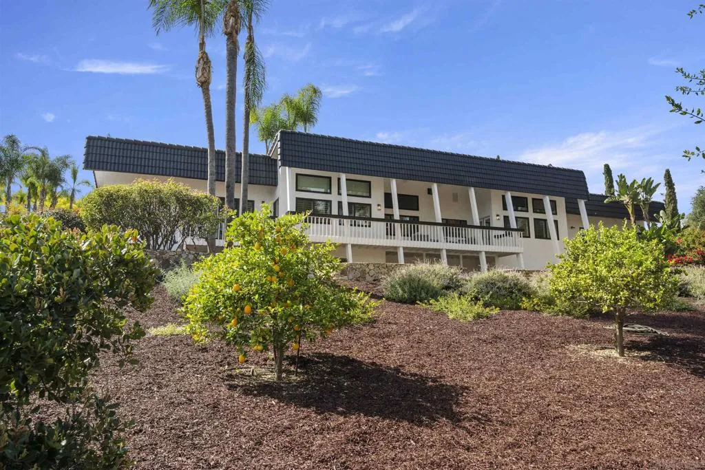 752 Singing Vista Drive, El Cajon, California 92019 home-pic-55