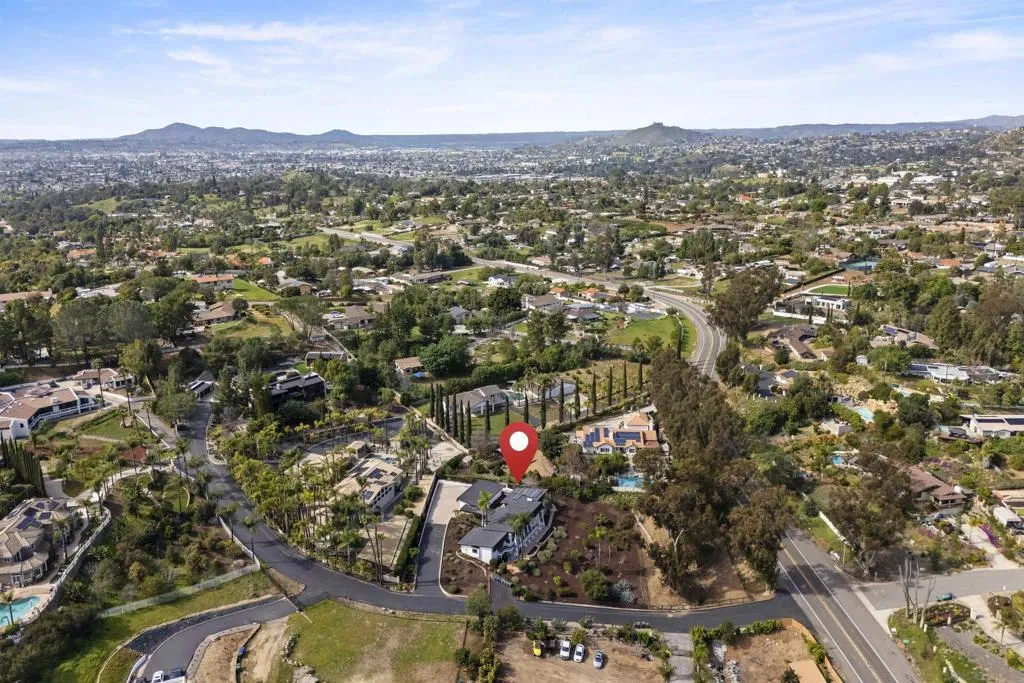 752 Singing Vista Drive, El Cajon, California 92019 home-pic-60