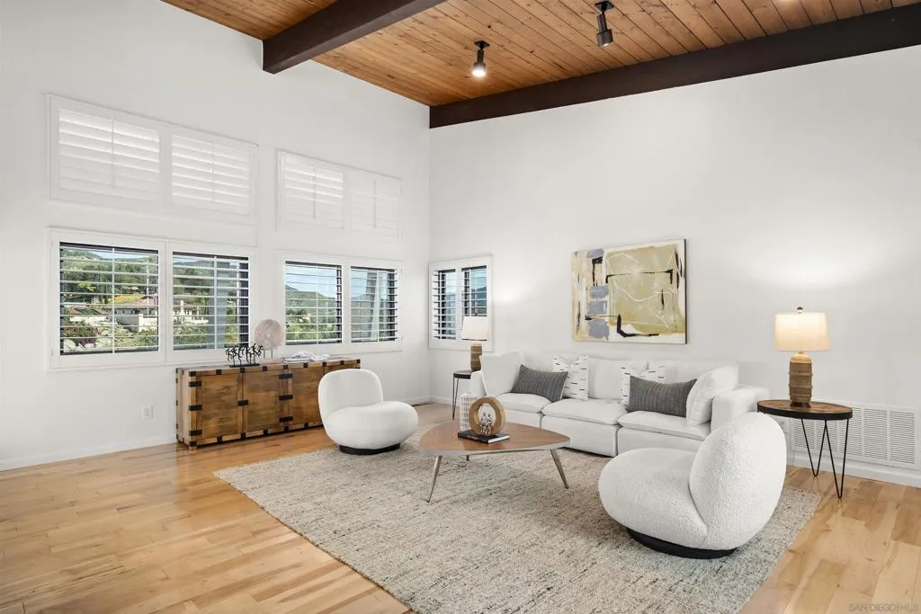 752 Singing Vista Drive, El Cajon, California 92019 home-pic-4