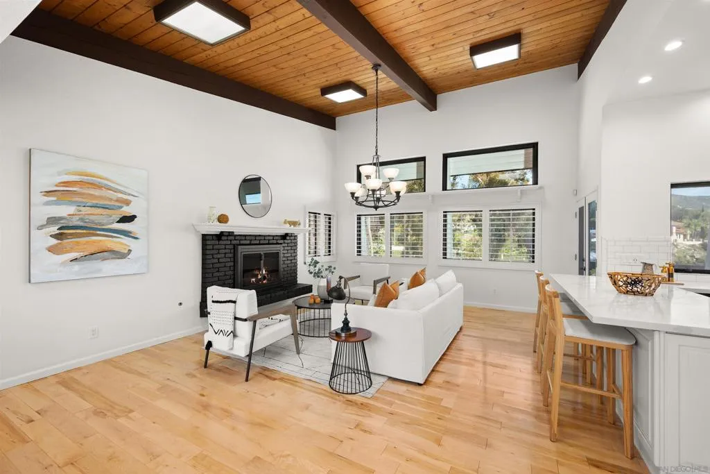 752 Singing Vista Drive, El Cajon, California 92019 home-pic-16