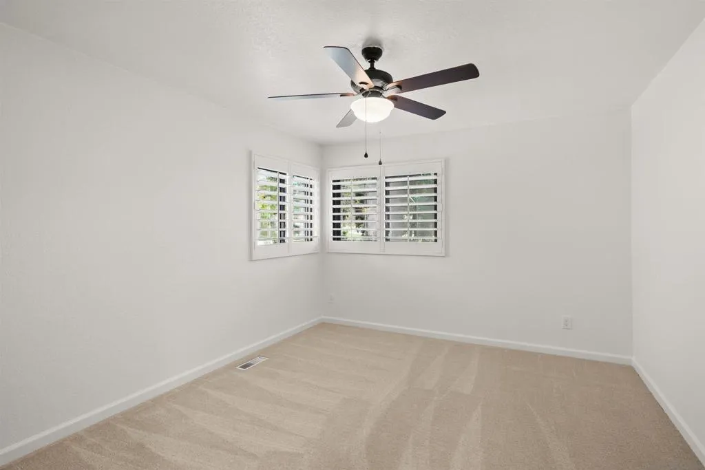 752 Singing Vista Drive, El Cajon, California 92019 home-pic-35