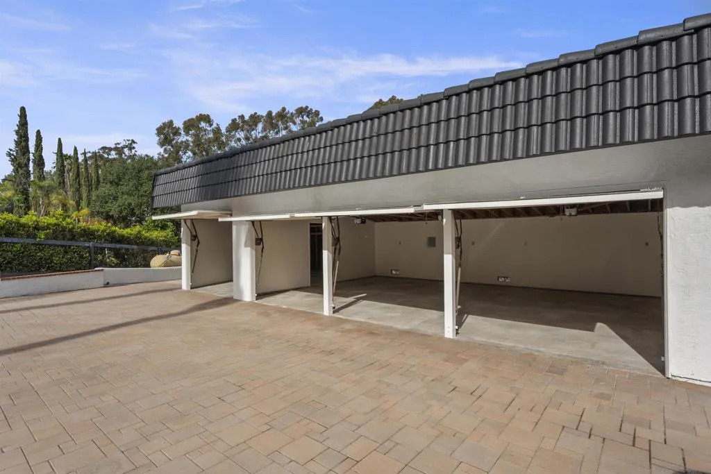 752 Singing Vista Drive, El Cajon, California 92019 home-pic-45