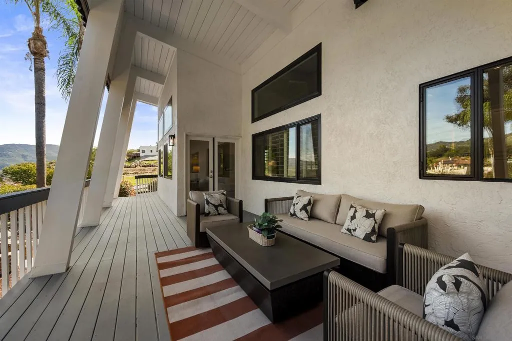 752 Singing Vista Drive, El Cajon, California 92019 home-pic-37