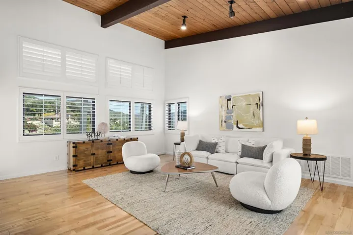 752 Singing Vista Drive, El Cajon, California 92019