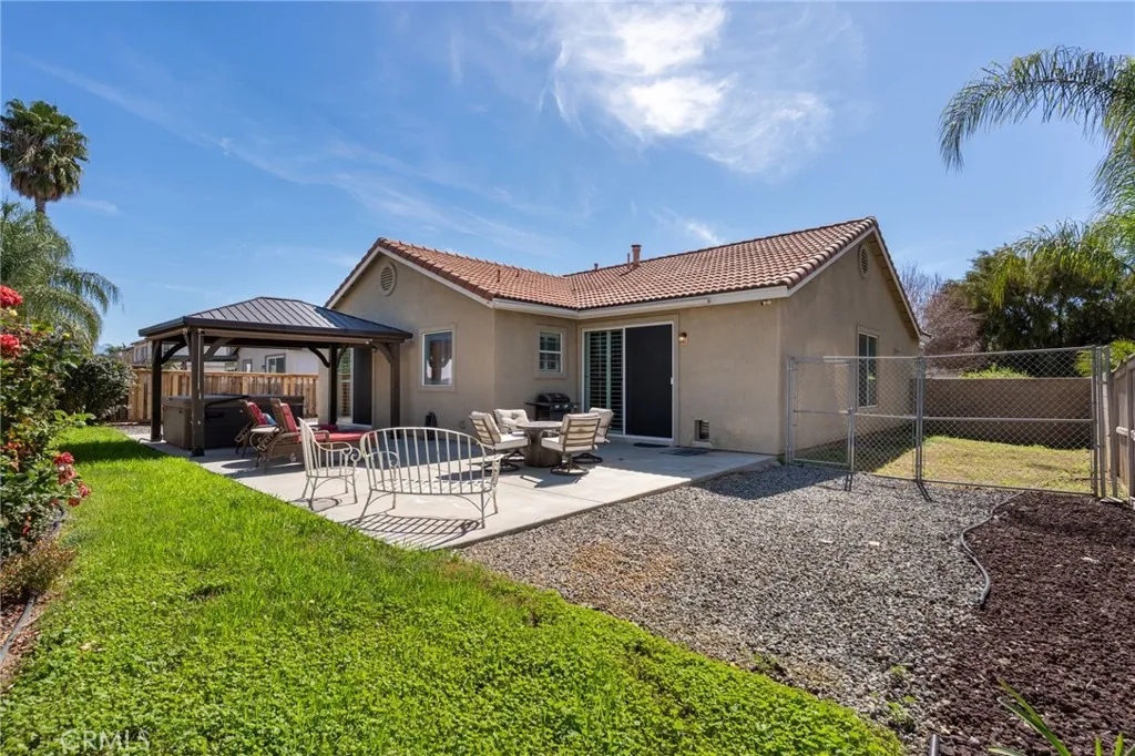 3480 Claremont, Hemet, California 92545 home-pic-19