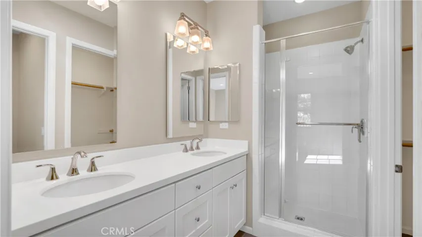 Primary - Ensuite