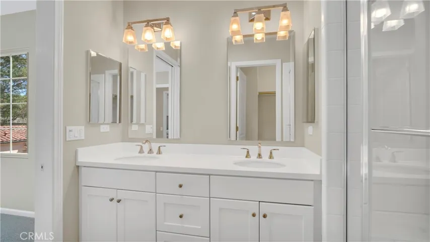 Primary - Ensuite
